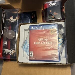 Disney Infinity PS4 Game with Star Wars Figures